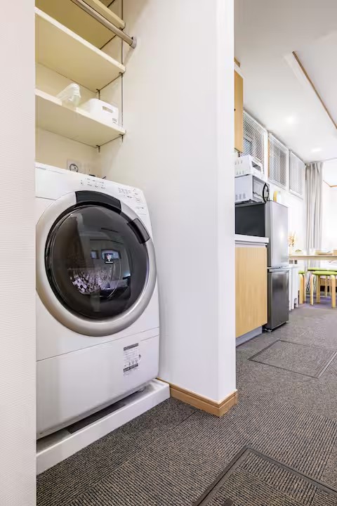 Washer and kitchen